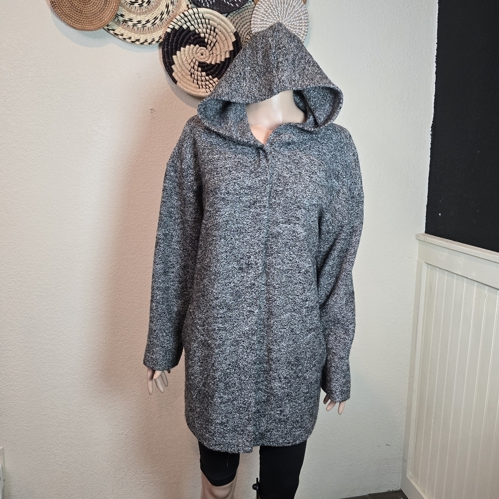 Pure Jill  Jacket Size Medium  Snap Button Long Sleeve Whit Pockets
